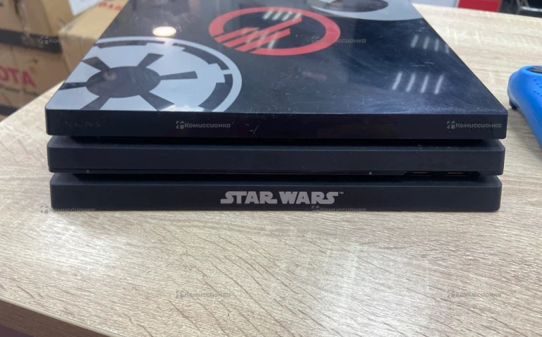 Приставка PS4. Pro 1 Tb.