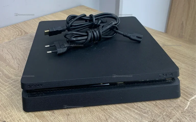 Приставка PS4. slim 500 Gb