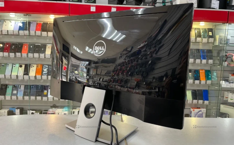 Монитор DELL 3rr18g2