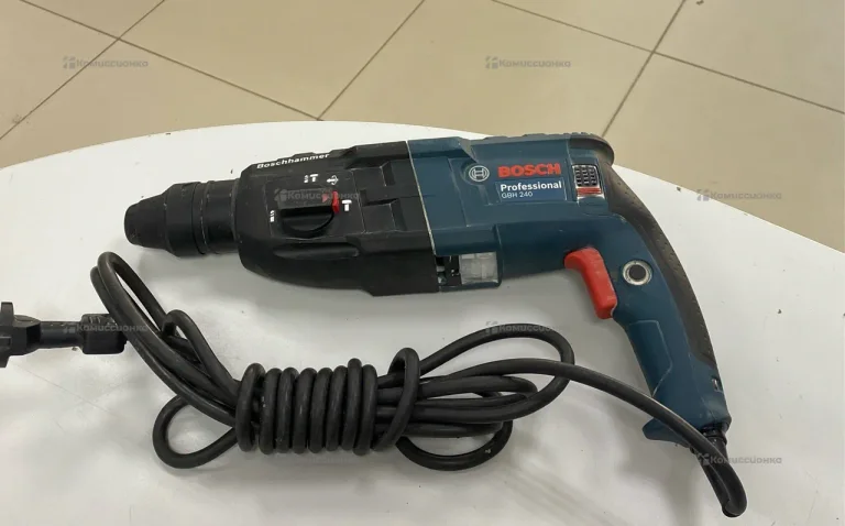 Перфоратор BOSCH Professional GBH 240