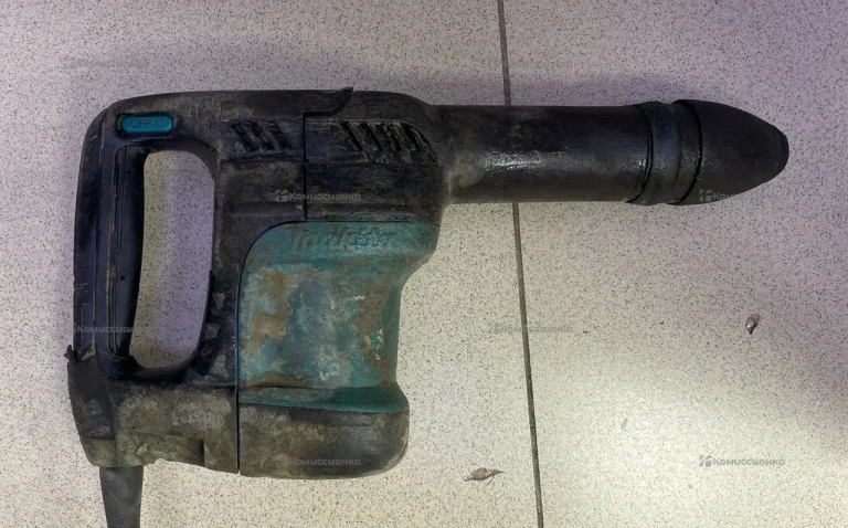 Отбойный молоток makita HM0870C