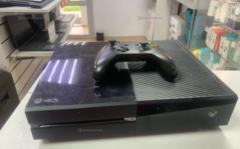 Приставка Xbox One 500Gb
