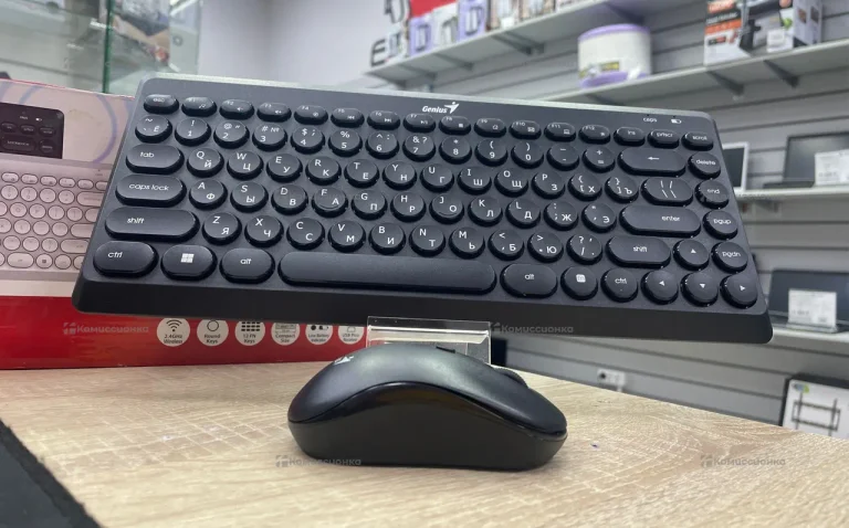 Набор клавиатура мышь Genius