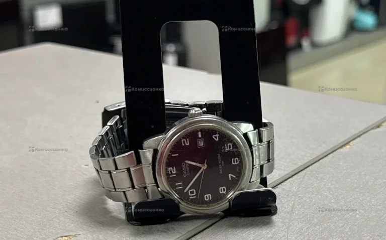 Часы  Casio