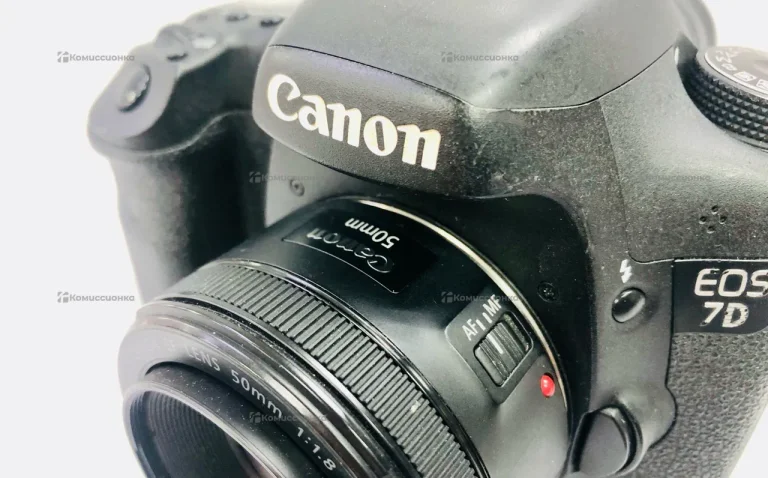 Фотоаппарат Canon DS126251