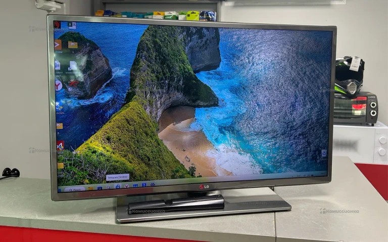 Телевизор LG 32LB650V