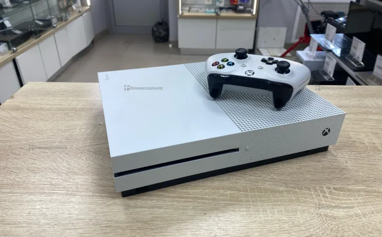Приставка Xbox One S 512 ГБ с дисководом
