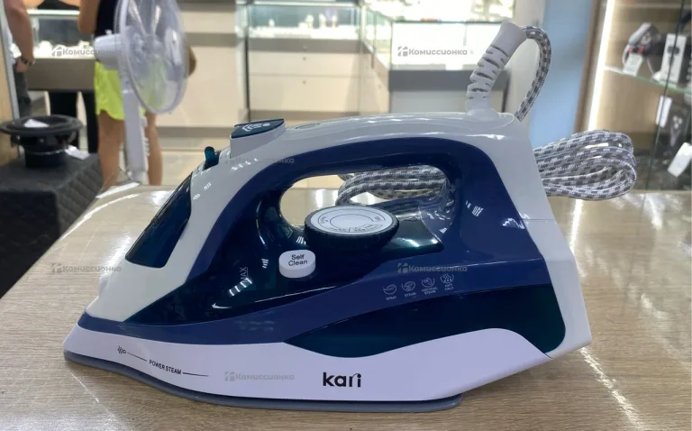 Утюг Kari e152