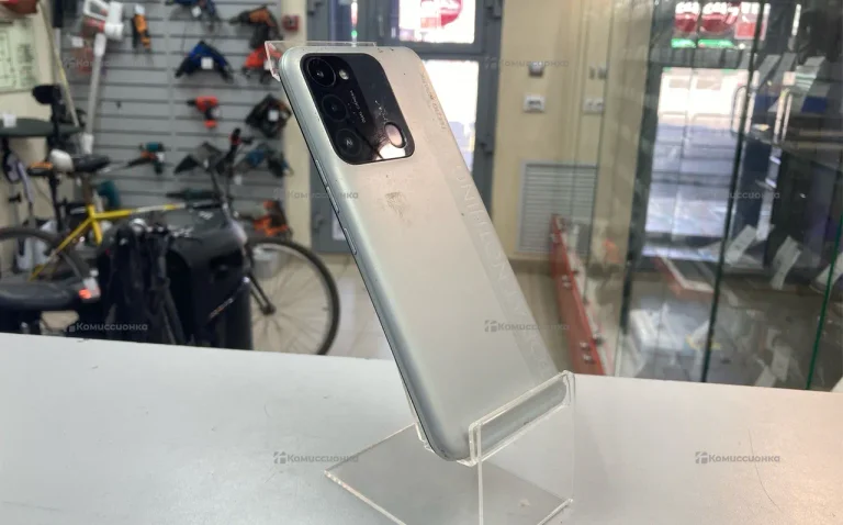 Tecno spark 8c 4/64