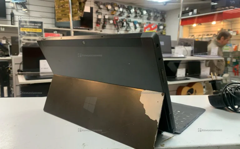 Планшет Microsoft Surface RT (1516) 32gb