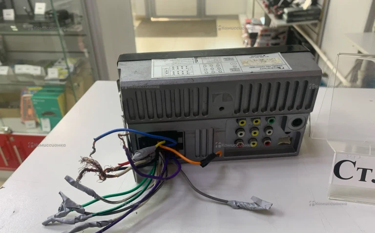 Автомагнитола  Nakamichi NAM1700r
