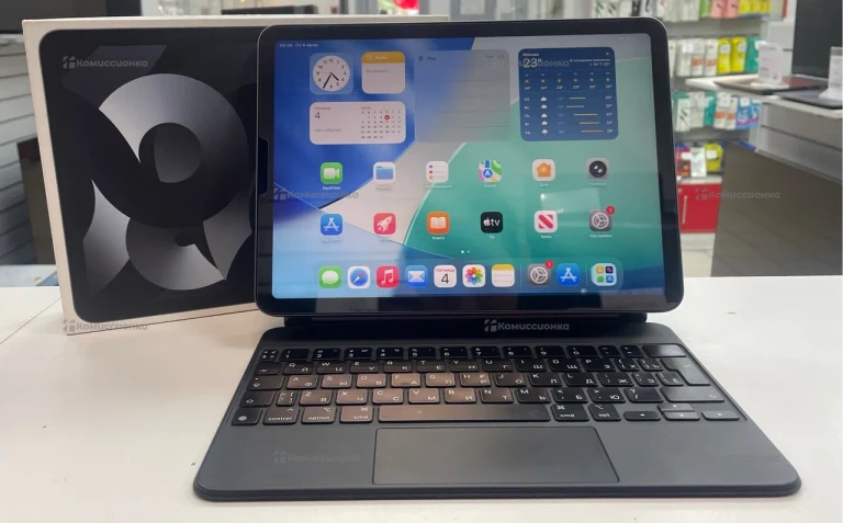 Планшет Apple iPad Air 5 gen M1 256 GB+ Magic Keyb