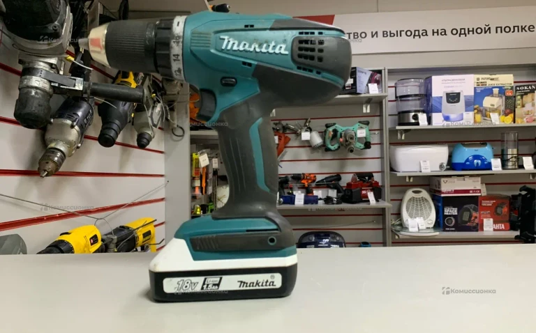 Дрель-шуруповерт makita DF457DWE