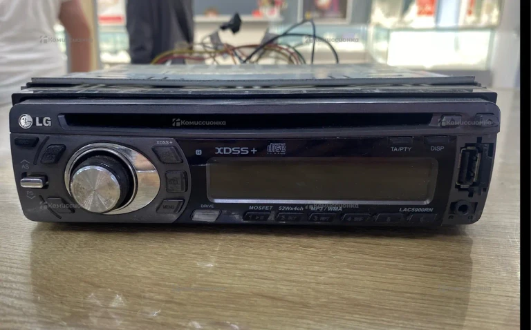 Автомагнитола  LG 5900rn