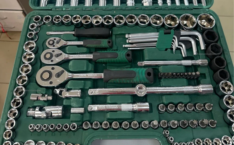 RAZAIAN STRONG TOOLS 150предметов