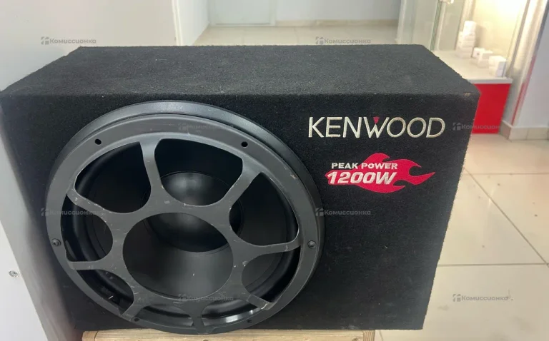Сабвуфер  Kenwood 1200w