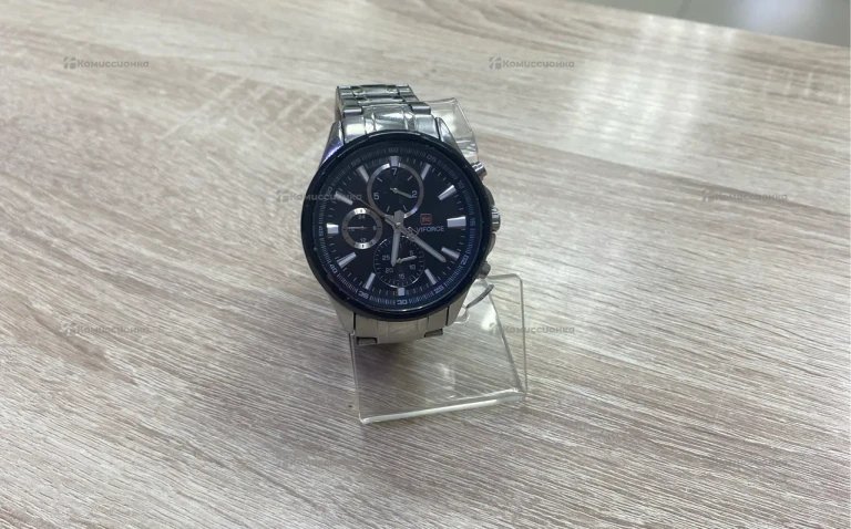 Часы  Naviforce