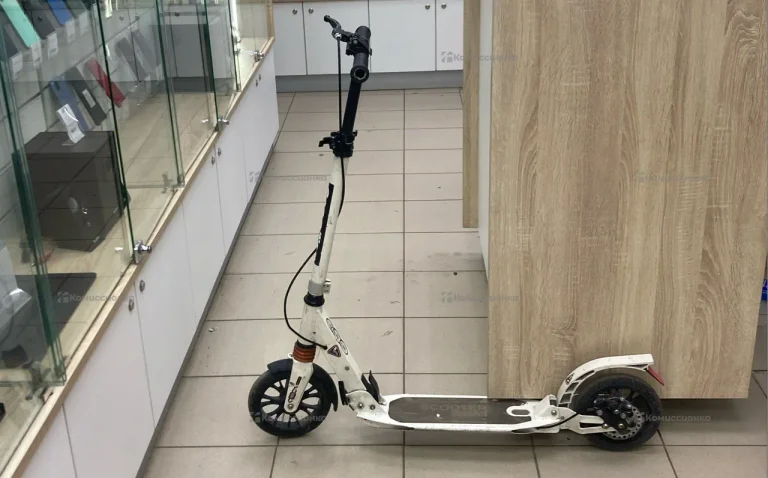 Самокат scooter