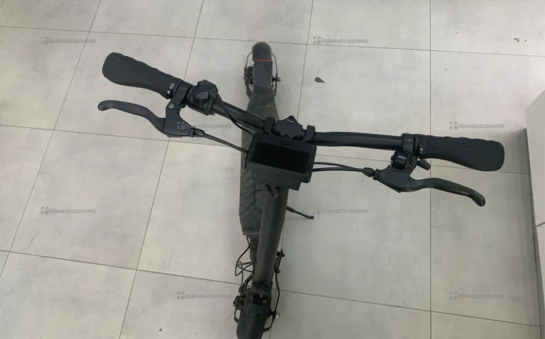 Электросамокват Midway Amix Pro