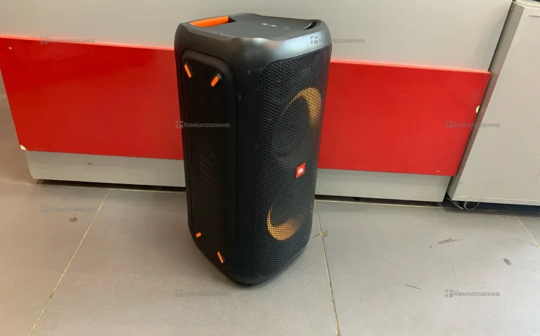 Колонка  JBL party box 100