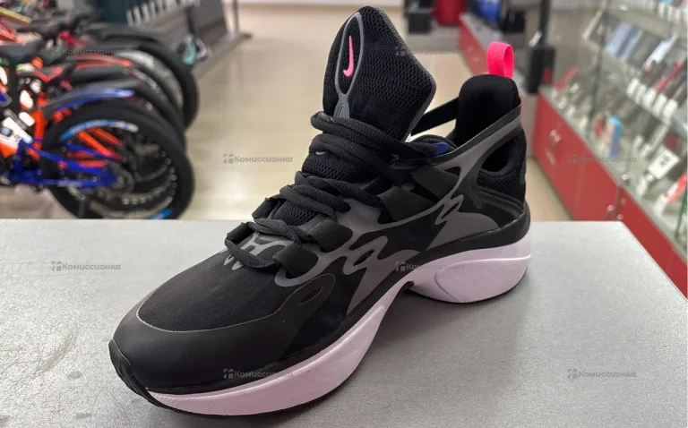 Кроссовки Nike Signal 42 Rep