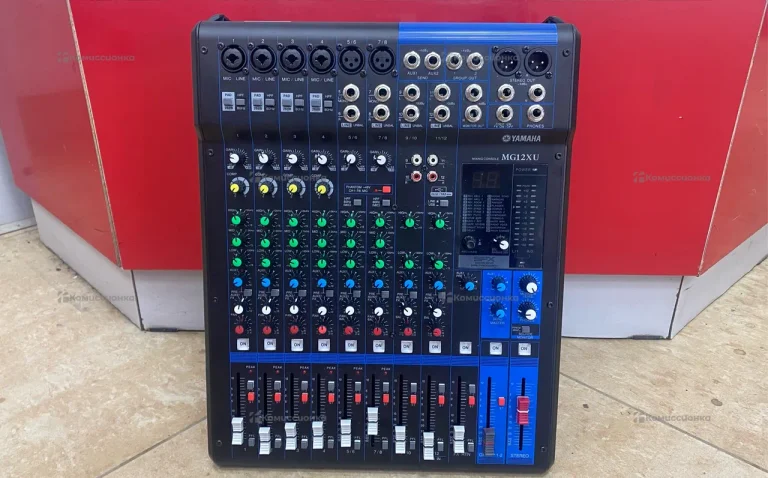 Микшер Yamaha MG1212XU