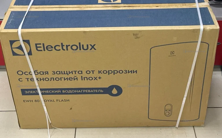Водонагреватель Electrolux Royal Flash Silver EWH
