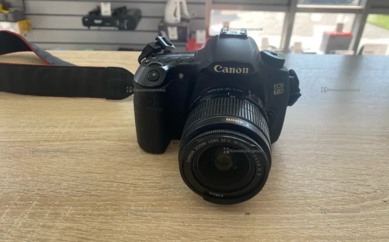 Фотоаппарат  canon eds60d