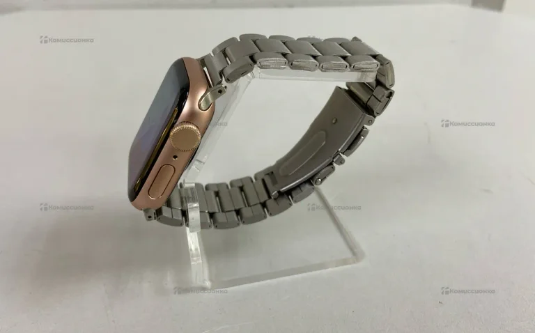 Часы Apple Watch SE 40mm